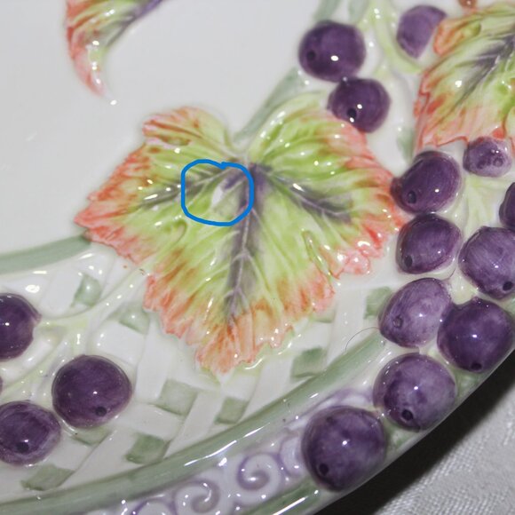 Fitz and Floyd Grapes and Lattice Plate | Grapevine Basket Weave Wall Décor - Picture 9 of 10